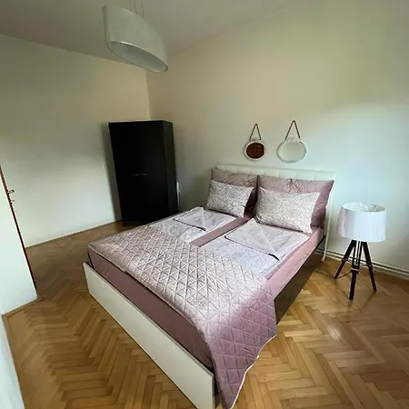 Apartments Han Apartment